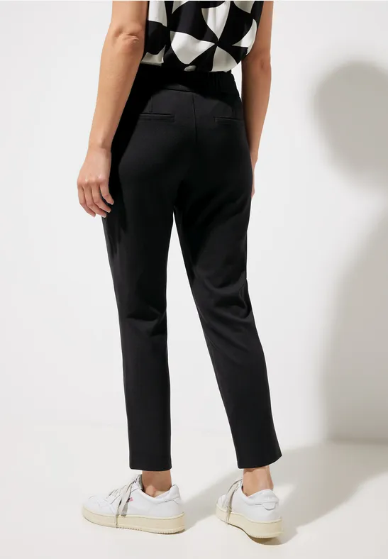 Slim Fit Joggpant Hose Black