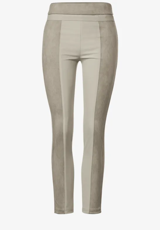 Skinny Fit Materialmix Hose dull whisper cream PU