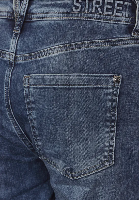 Loose Fit Balloonjeans mid blue super washed