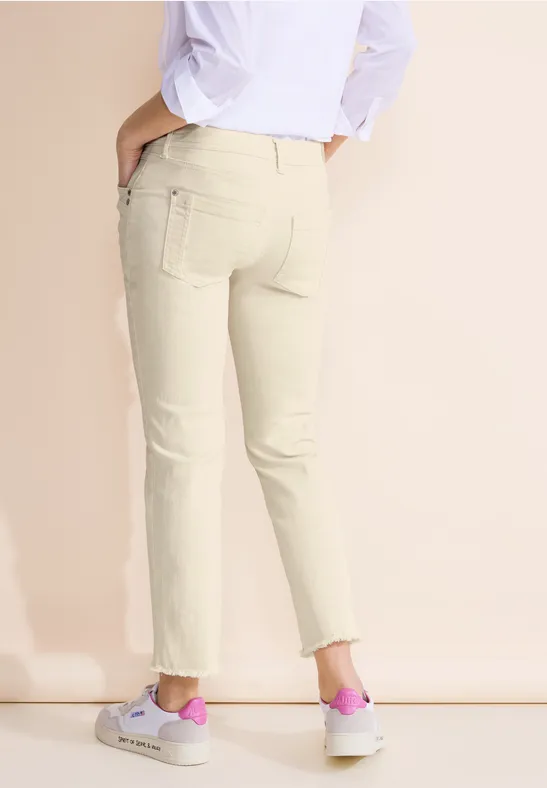 Jean coupe slim beige ecru washed