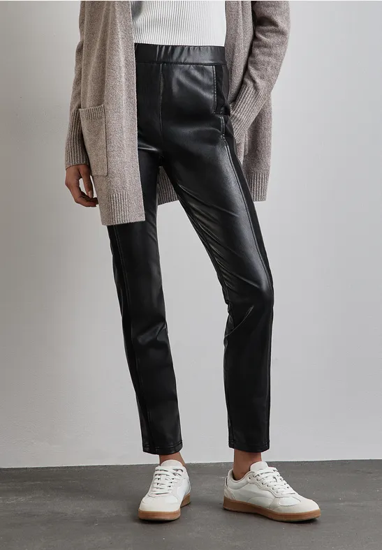 Broek met coating Black