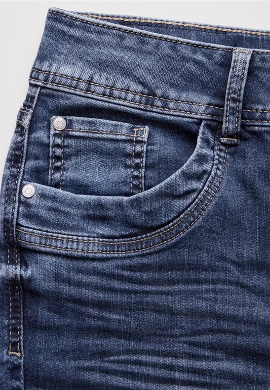 Jeans im Casual Fit Mid Blue Wash