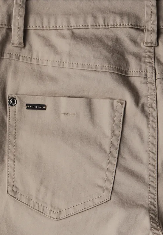 Bermuda en satin buff grey