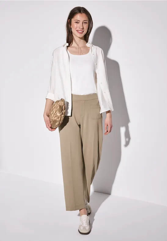 Straight Legs safari beige