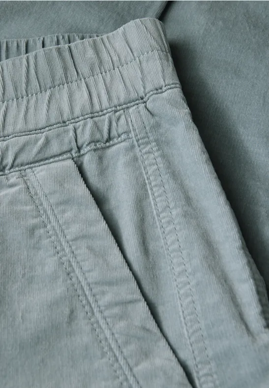 Loose Fit corduroy broek washed blue