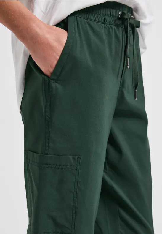 Loose Fit broek met zakken mid green