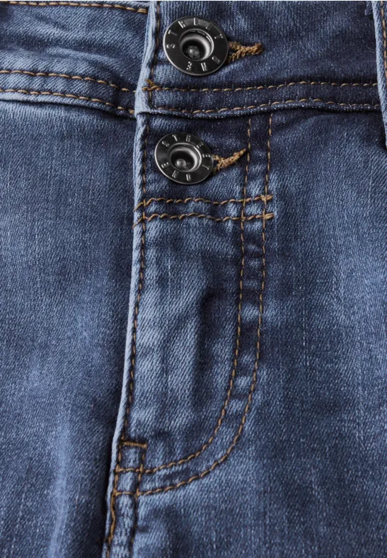 Straight Leg Jeans authentic dark indigo washed