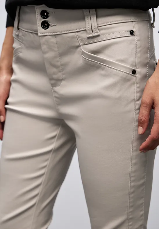 Slim Fit gecoate broek dark moonstone sand