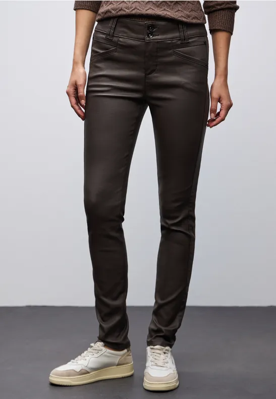 Slim Fit pantalon enduit deep roast brown