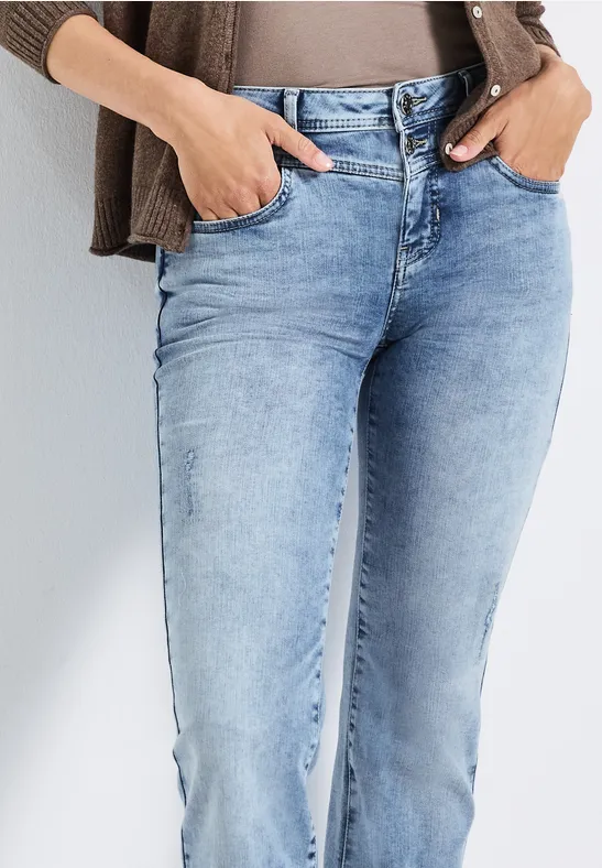 Bootcut Jeans light blue authentic washed