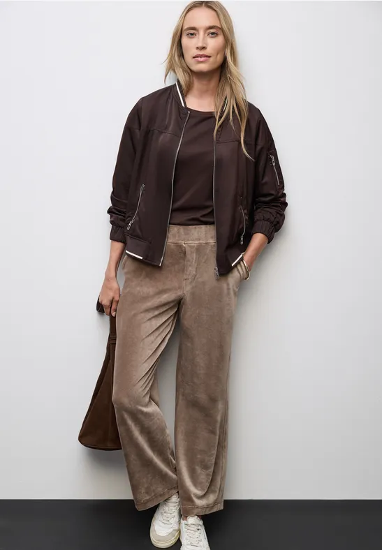 Straight Legs corduroy broek silk brown