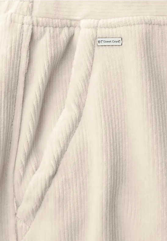 Straight Legs corduroy broek malted beige