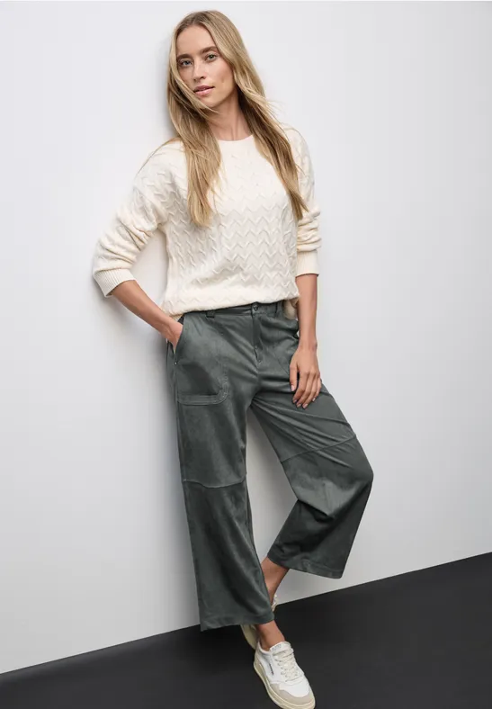Fluwelen broek met rechte pijpen balsam green