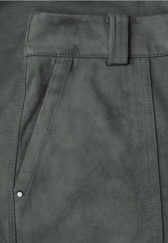 Fluwelen broek met rechte pijpen balsam green