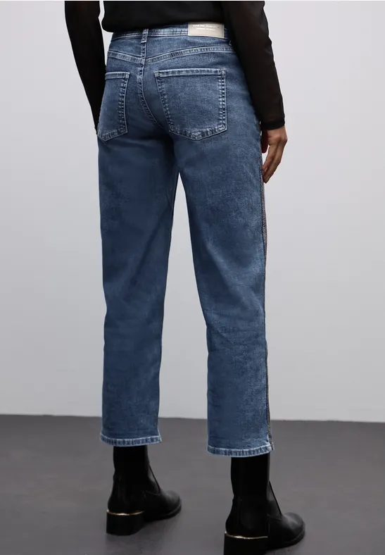 Straight Leg Jeans mit Tape Medium Blue Wash