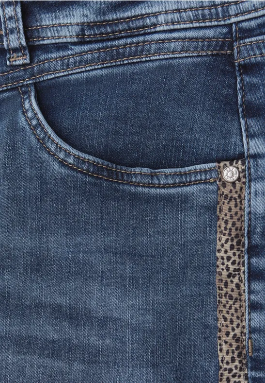 Straight Leg Jeans mit Tape Medium Blue Wash