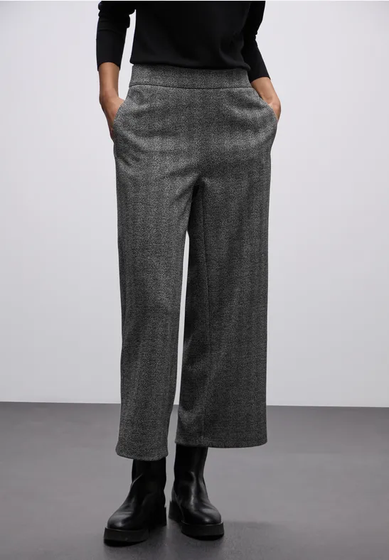 Błyszczące spodnie z szerokimi nogawkami Black