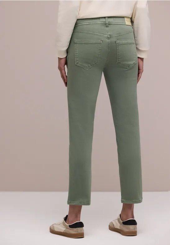 Mid Waist Straight Leg Jeans dans le Slim Fit Sage Green Washed