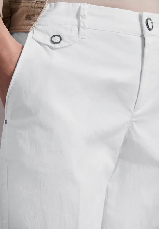 Casual fit chino's in een zachte stof off white