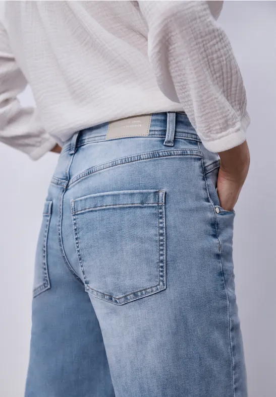 Wide Legs Jeans light blue wash