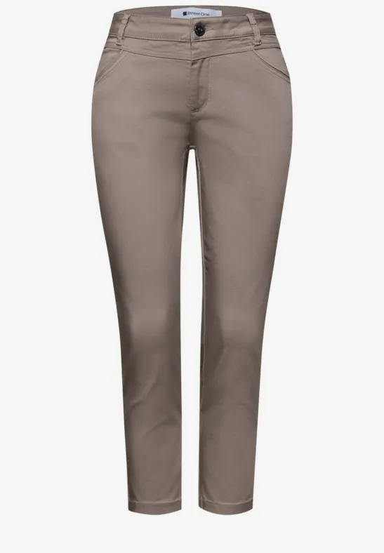 Pantalon chino femme taupe, coupe ajustée et longueur cheville