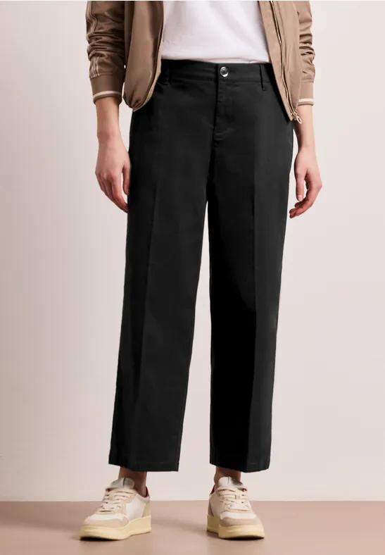 Chino Straight Legs en coupe casual Black