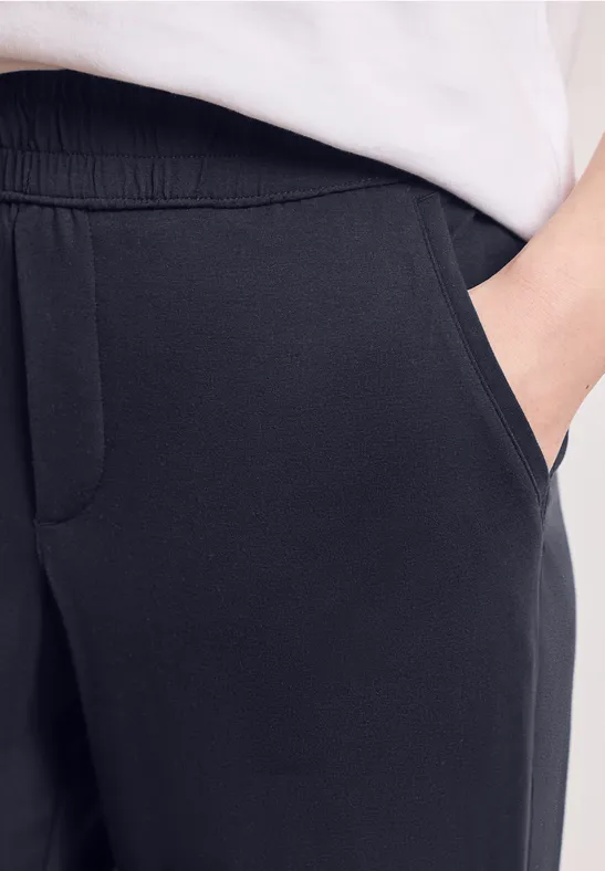 Mid Waist Slim Leg Hose im Loose Fit shadowed navy