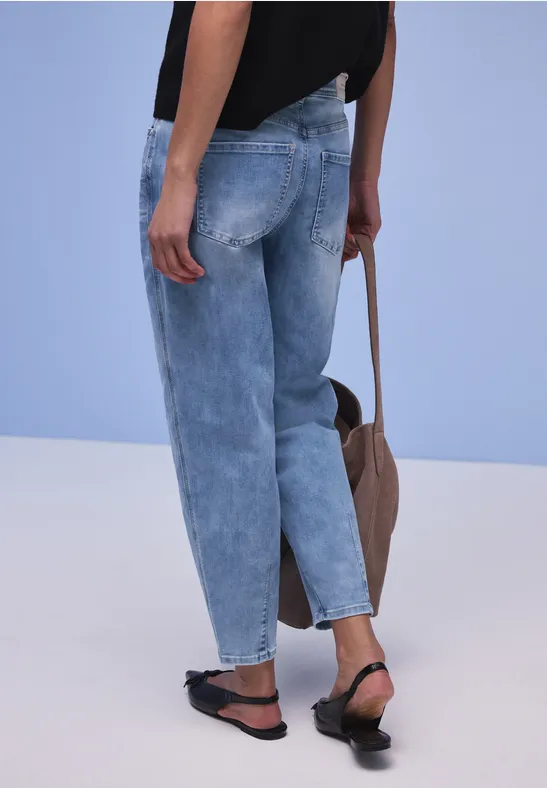 Barrel Leg Jeans Light Blue Washed
