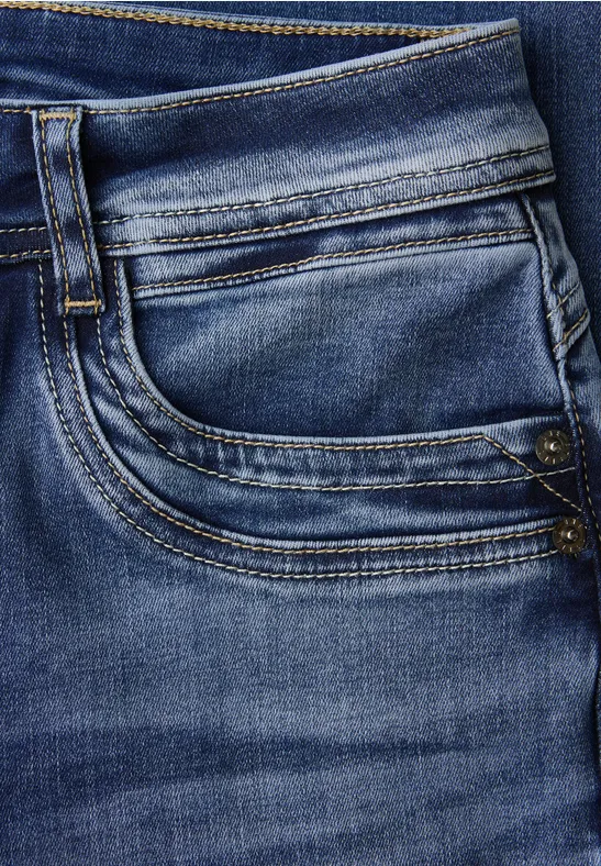 Jeans au look destroy indigo random washed