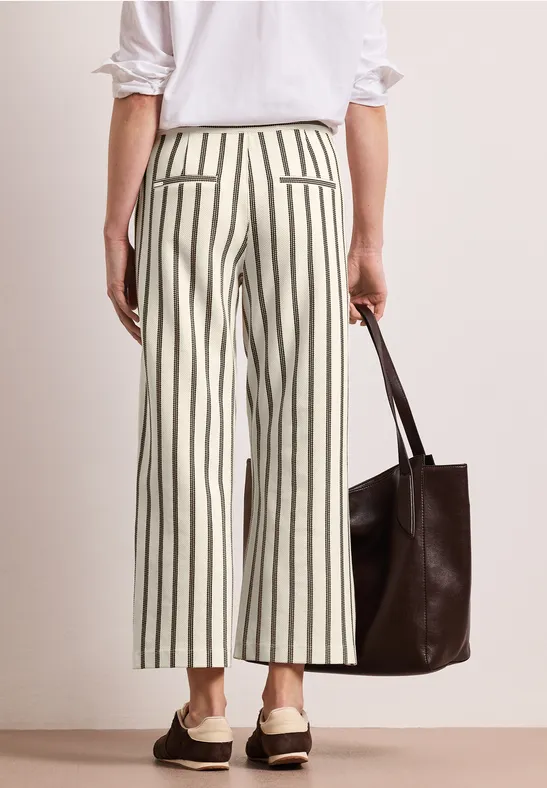 Wide Legs broek in casual pasvorm met strepen soft beige