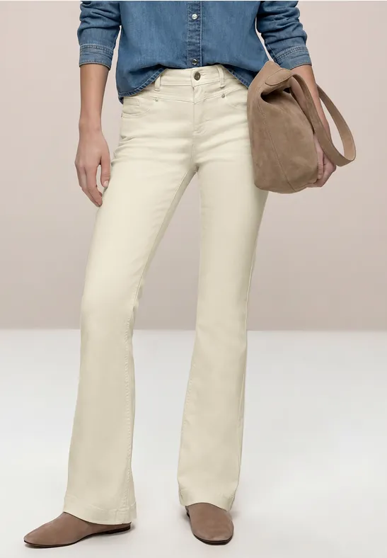 High Waist Bootcut Jeans im Slim Fit Ecru Washed