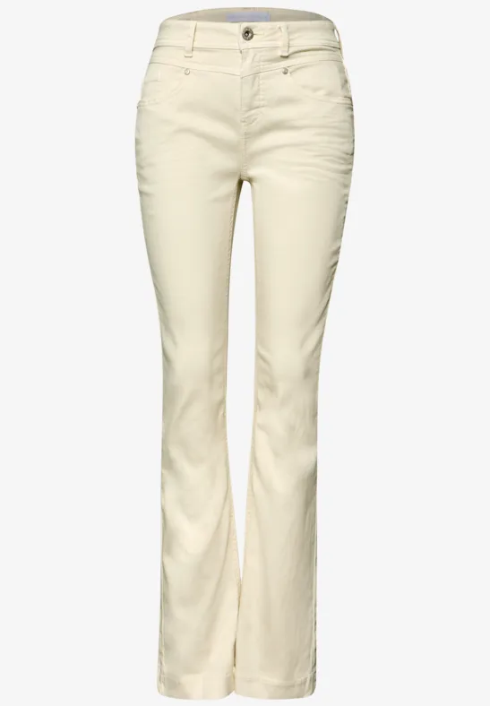 High Waist Bootcut Jeans im Slim Fit Ecru Washed