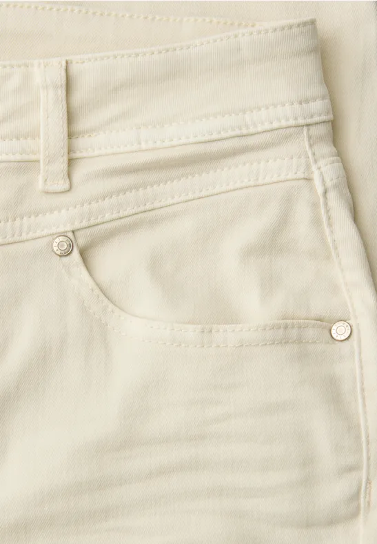 High Waist Bootcut Jeans im Slim Fit Ecru Washed