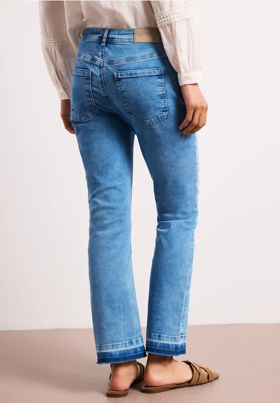 High Waist jeans met flared pijpen en decoratieve zoom Light Blue Wash