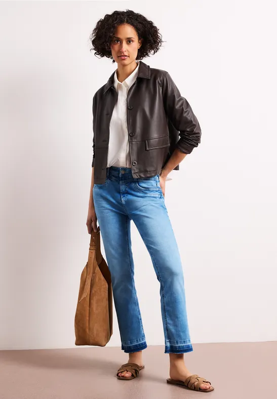 High Waist jeans met flared pijpen en decoratieve zoom Light Blue Wash