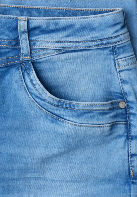 High Waist jeans met flared pijpen en decoratieve zoom Light Blue Wash