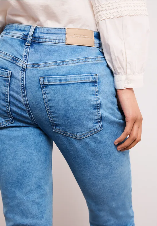 High Waist jeans met flared pijpen en decoratieve zoom Light Blue Wash