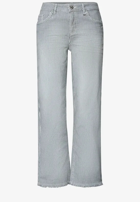 Pantalon jean gris à jambe large avec fines rayures, ourlet effiloché