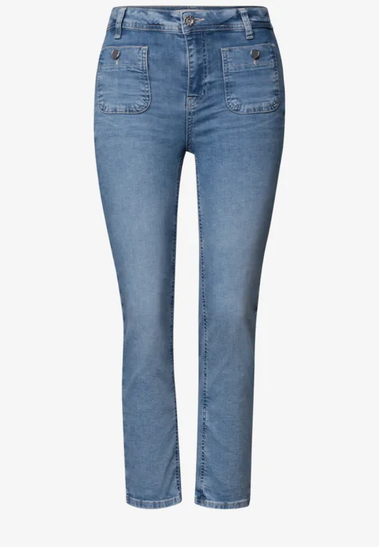 Blauwe damesjeans met rechte pijpen, middelhoge taille en opgestikte zakken voor.