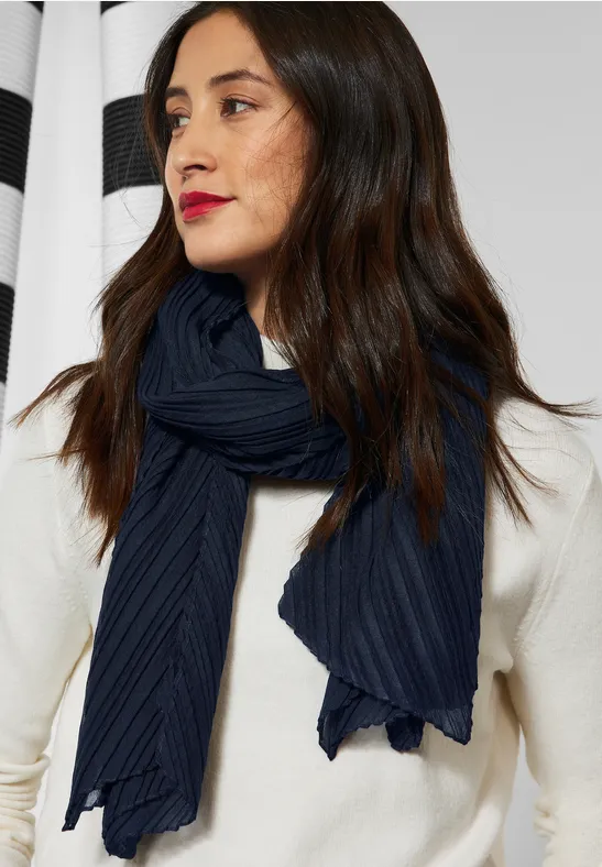 Écharpe plissée en couleur unie deep blue