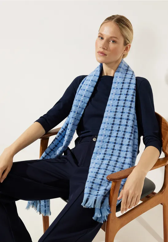 Schal mit Karomuster gentle blue