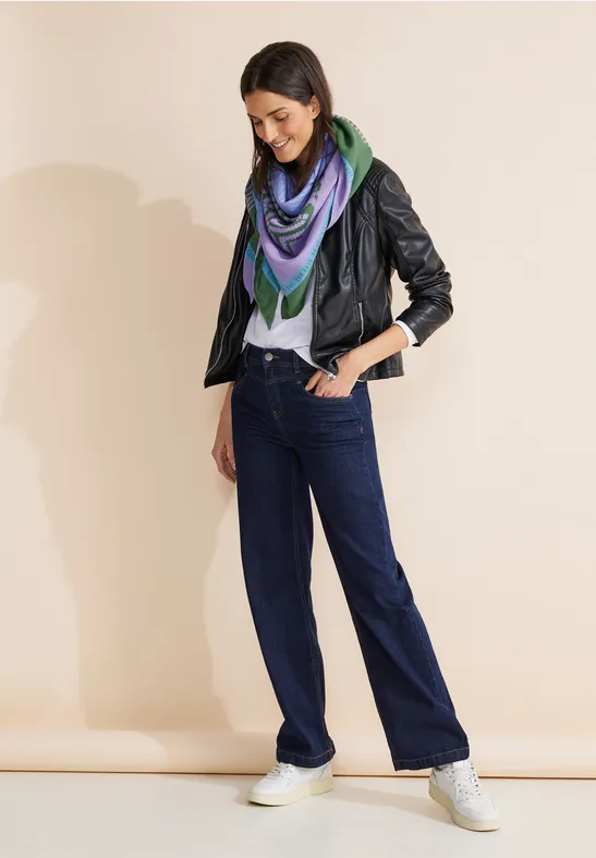 Tuch mit Muster village green