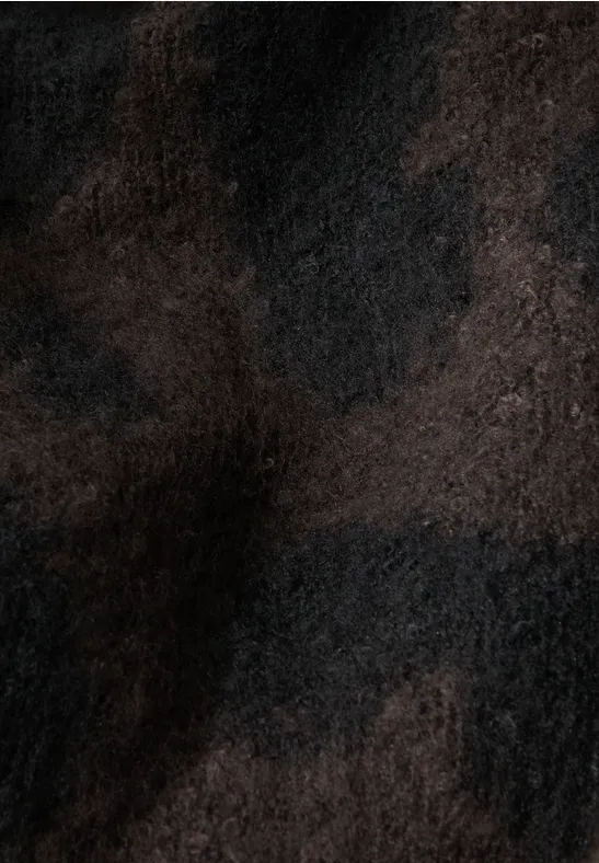 Gezellige sjaal Leo darkest brown