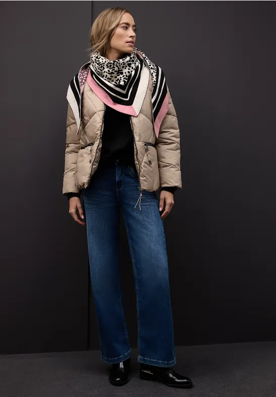 Foulard triangulaire avec motif léopard Black