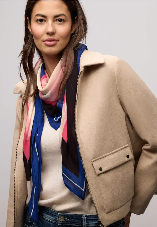 Gemustertes Tuch multicolor