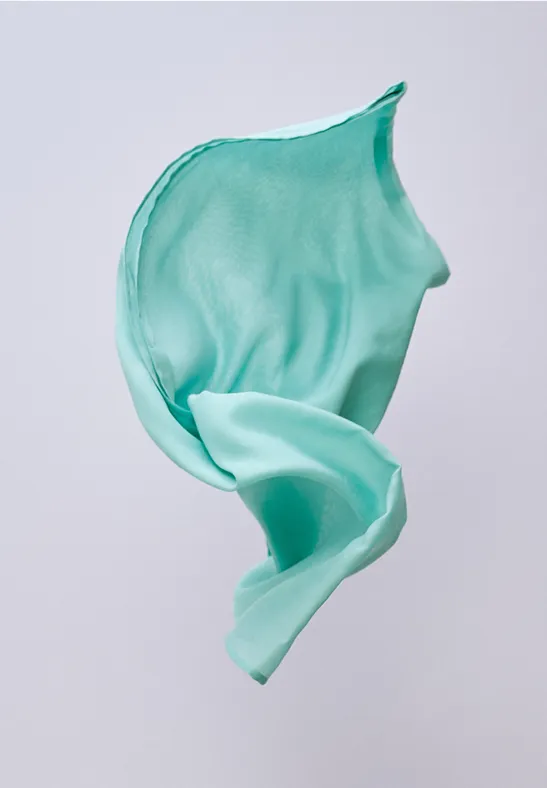 Loop-Schal in Unifarbe aus Viskose misty mint