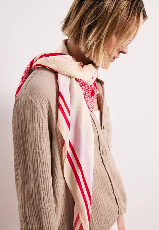 Modal sjaal met tekst salsa red