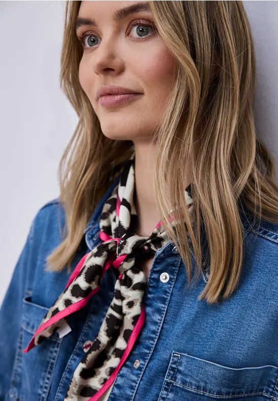 Foulard en nicki look satin avec imprimé animalier espresso brown