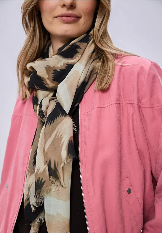 Lange sjaal met leopatroon timeless beige