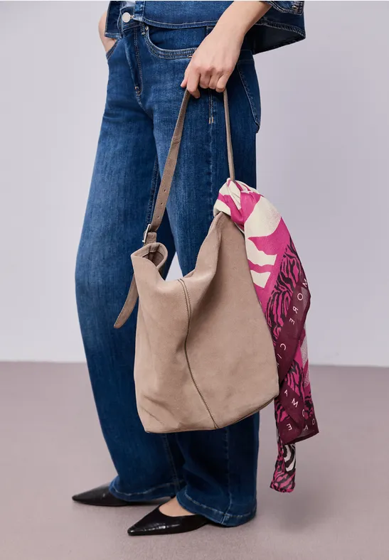 Modal sjaal met zebraprint magenta dream